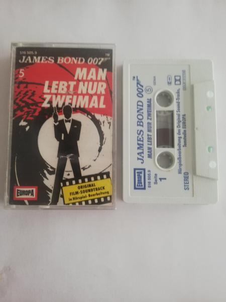 James Bond Folge 5 Man lebt nur zweimal Weiß mit Blauen Druck 516505.9 Europa(Frontcover leicht beschädigt)